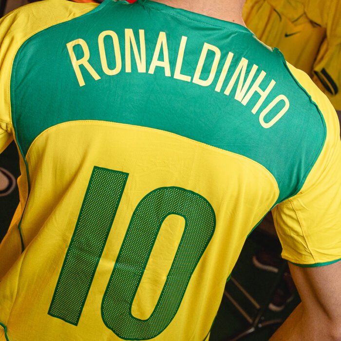 Camisa Brasil Retro Titular 2004 Total 90 Ronaldinho 10