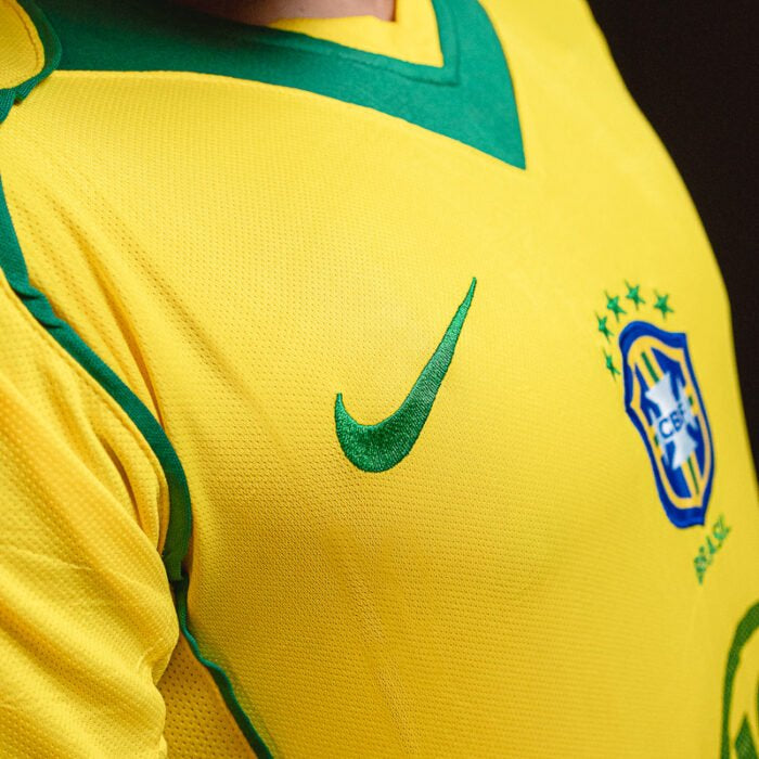 Camisa Brasil Retro Titular 2004 Total 90 Ronaldinho 10